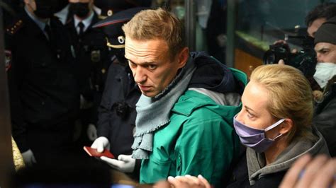 how long was navalny in jail|What we know about Alexei Navalny's death in Arctic Circle .